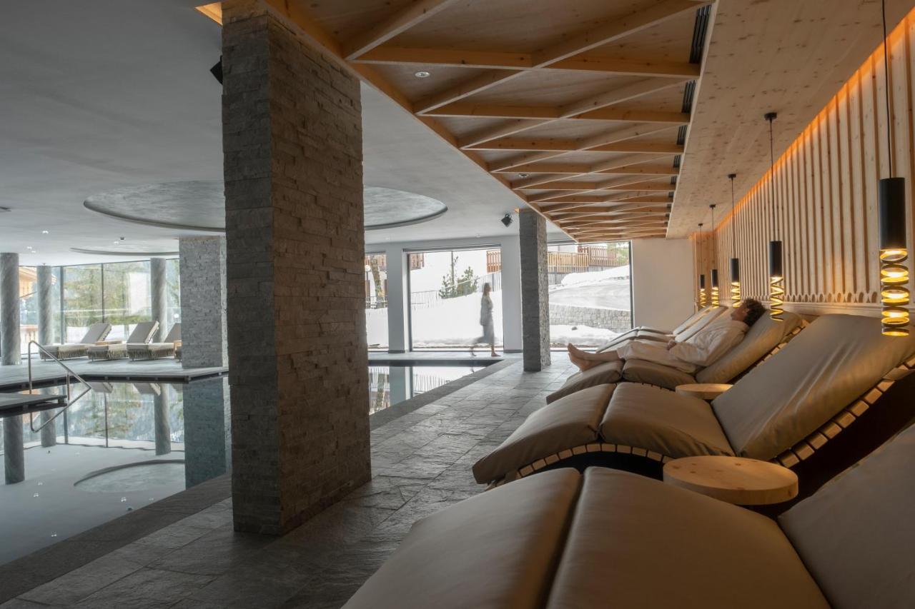 Ciampedie Luxury Alpine Spa Hotel Vigo di Fassa Exterior photo